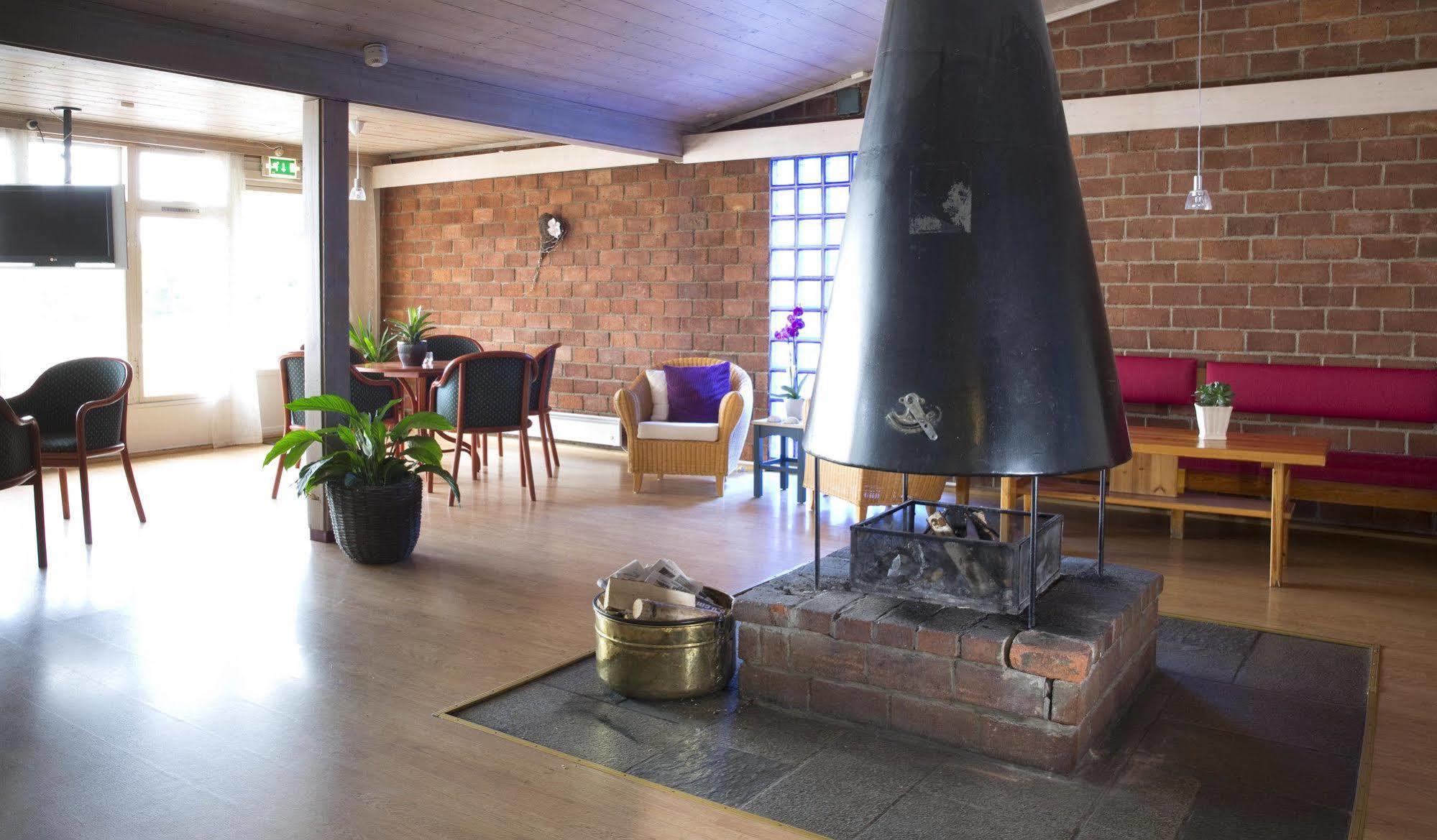 Gjovik Hovdetun Hostel מראה חיצוני תמונה